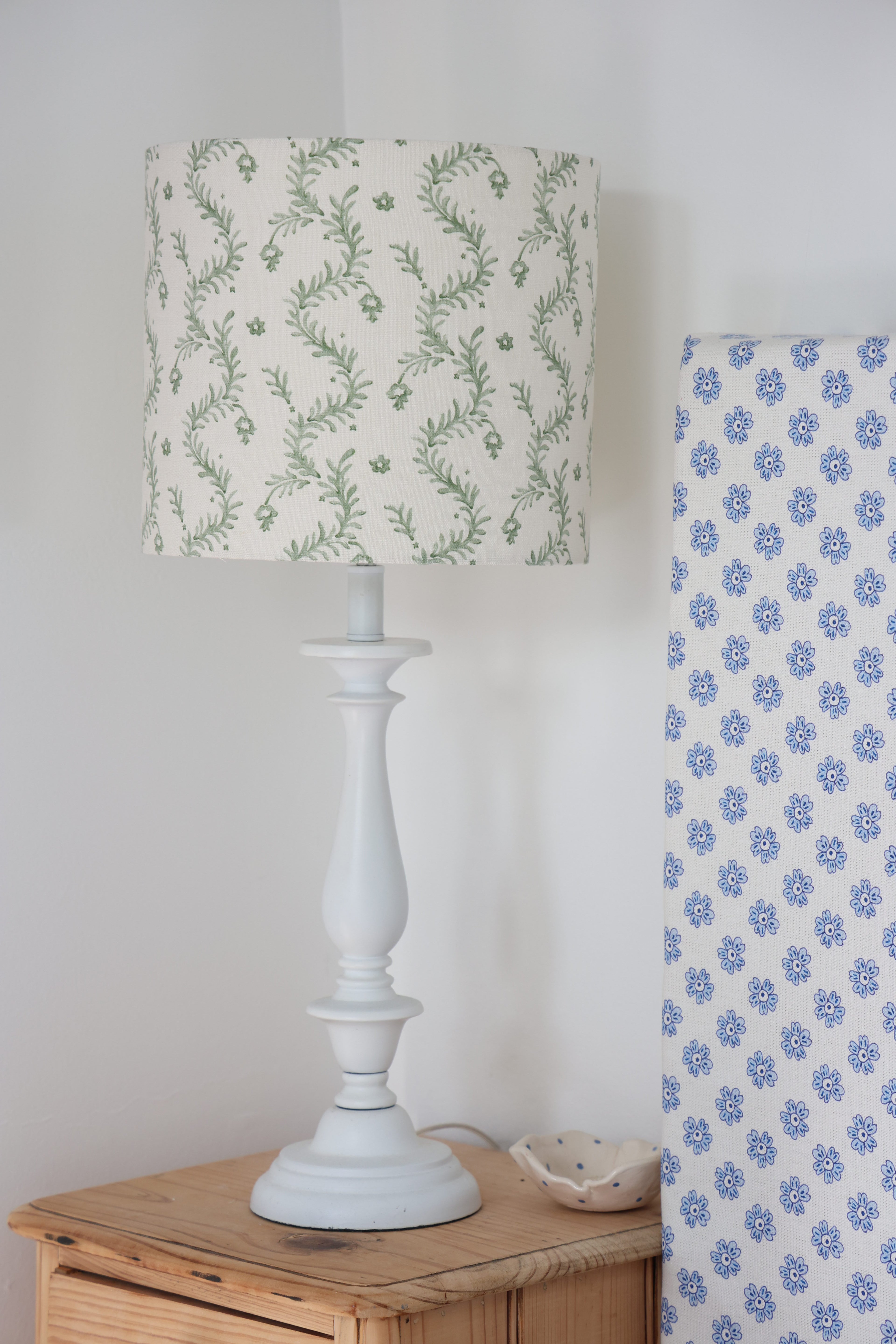 Linwood 'Magic Lantern Sea Kelp' Medium lampshade