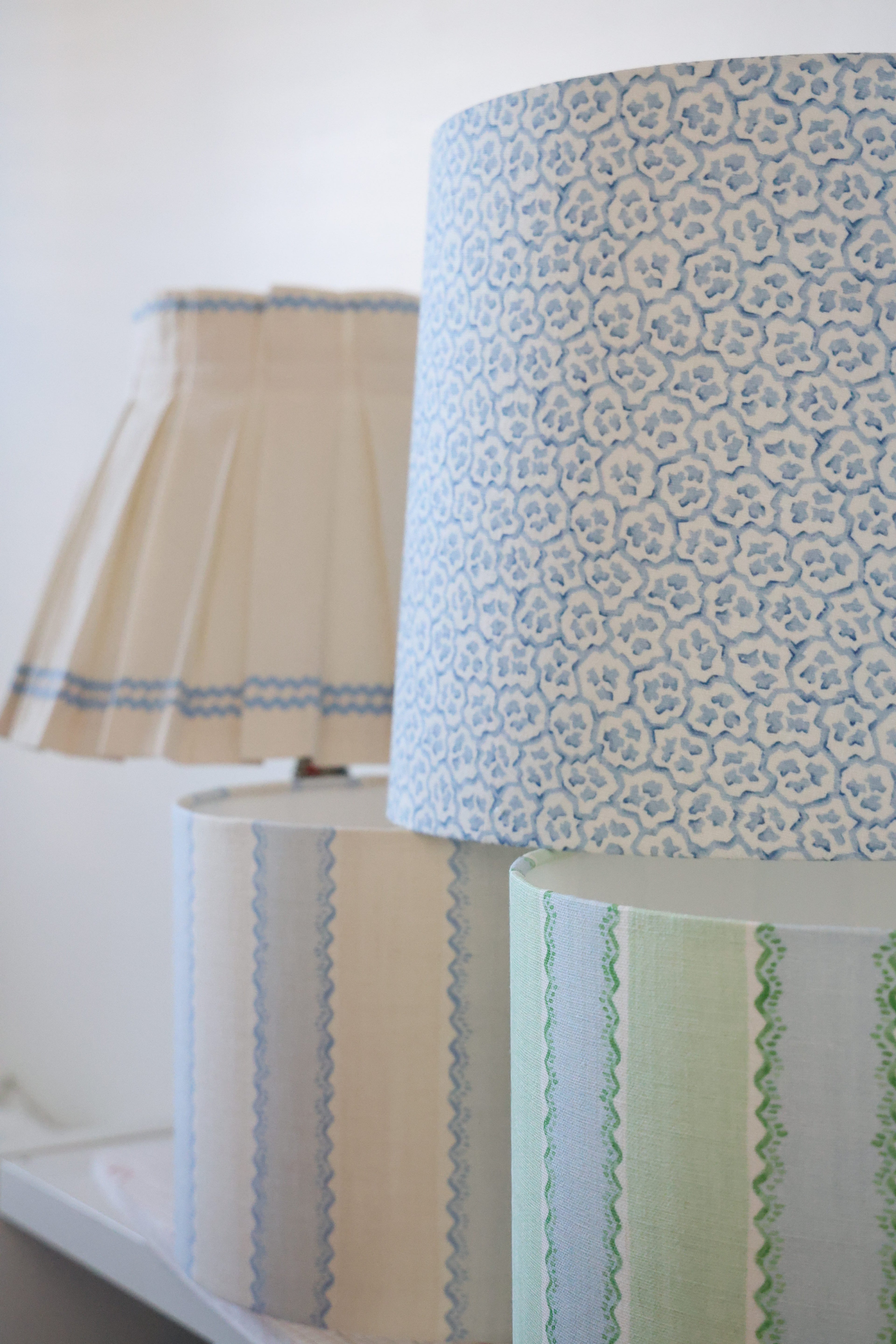 Linwood 'Croquet Peppermint' Short and Wide lampshade