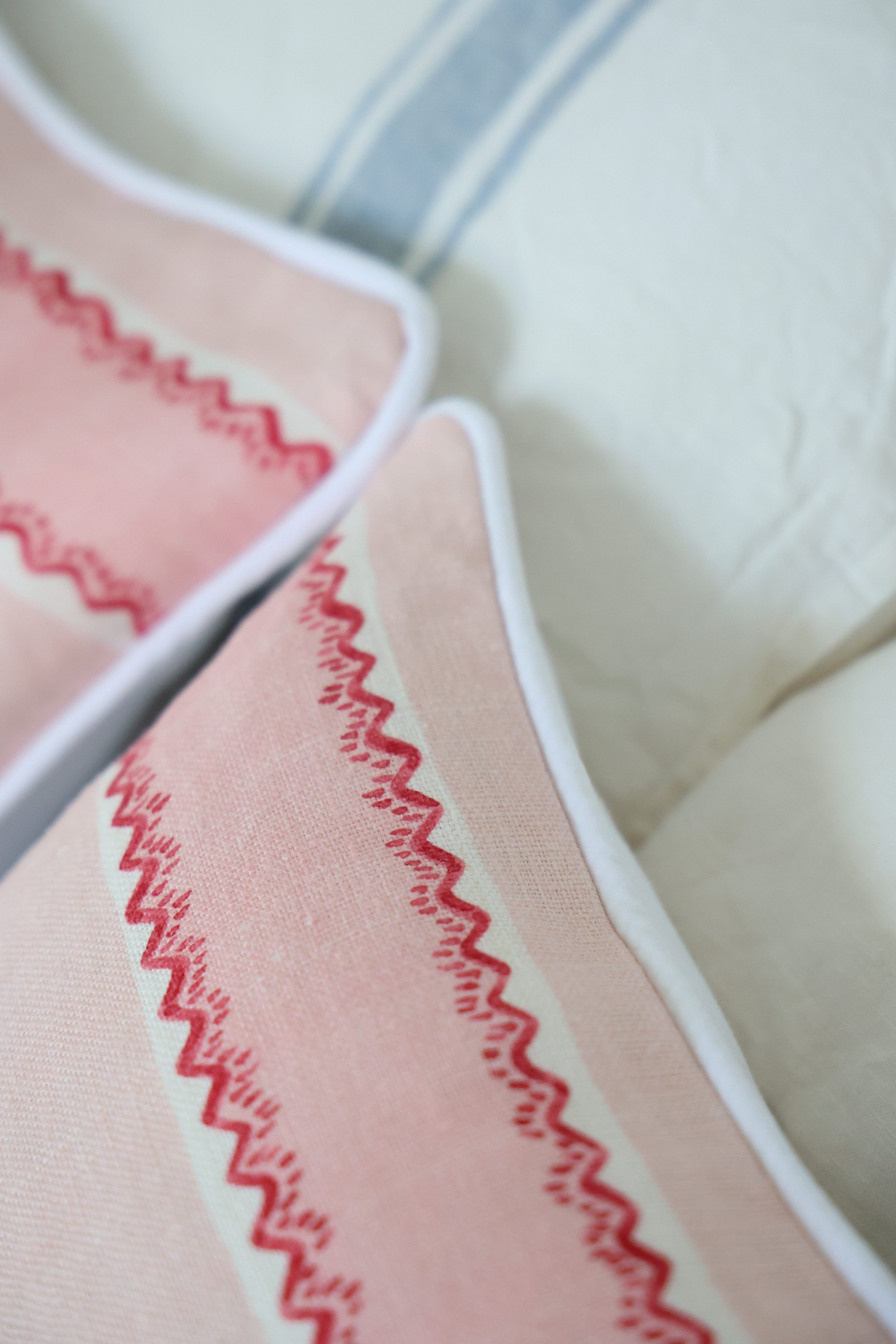 Linwood 'Croquet - Rhubarb'