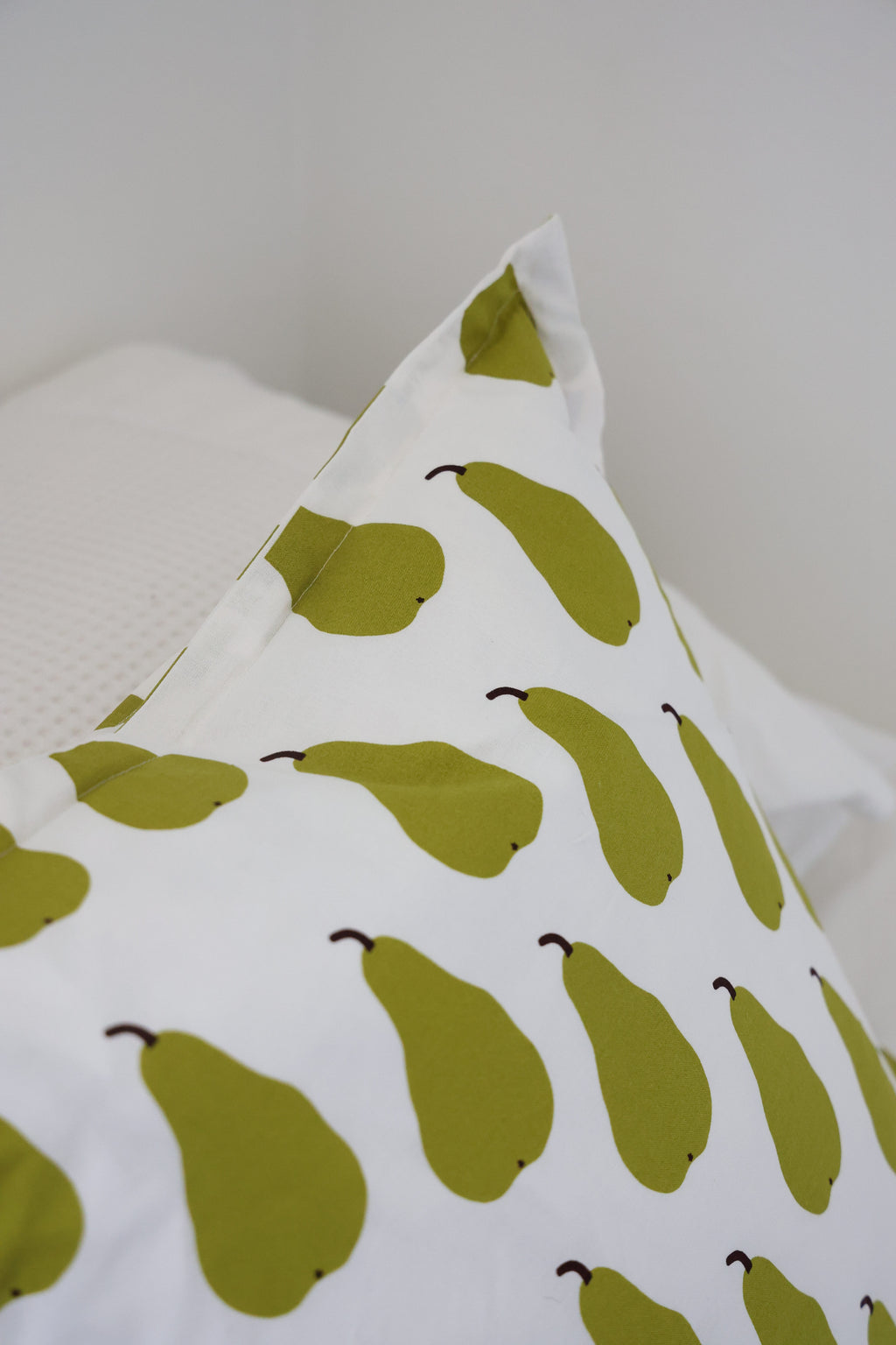 Maimekko 'Pieni Paarlina' Cotton Cushion