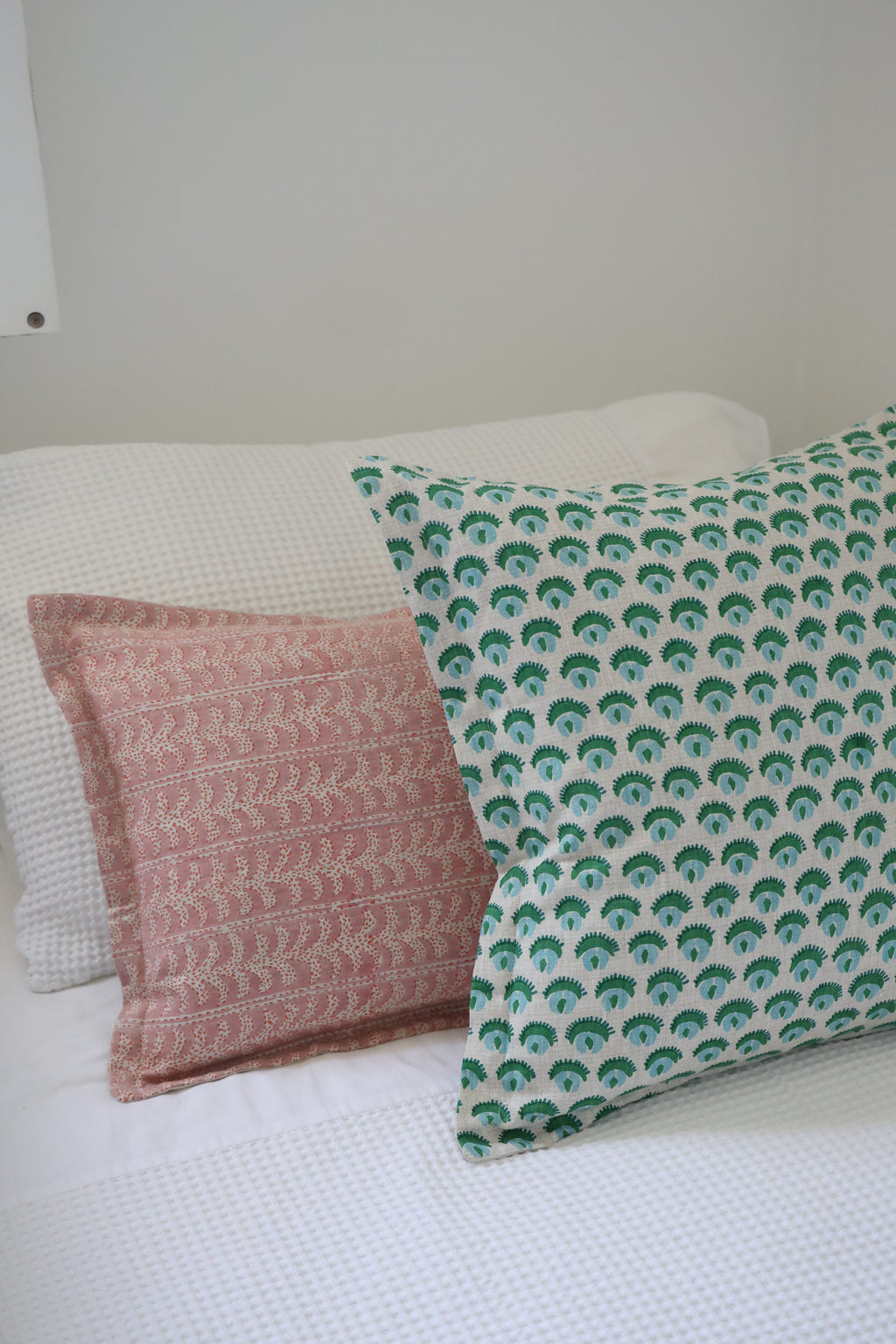 Walter G 'Cadiz Emerald linen' Cushion