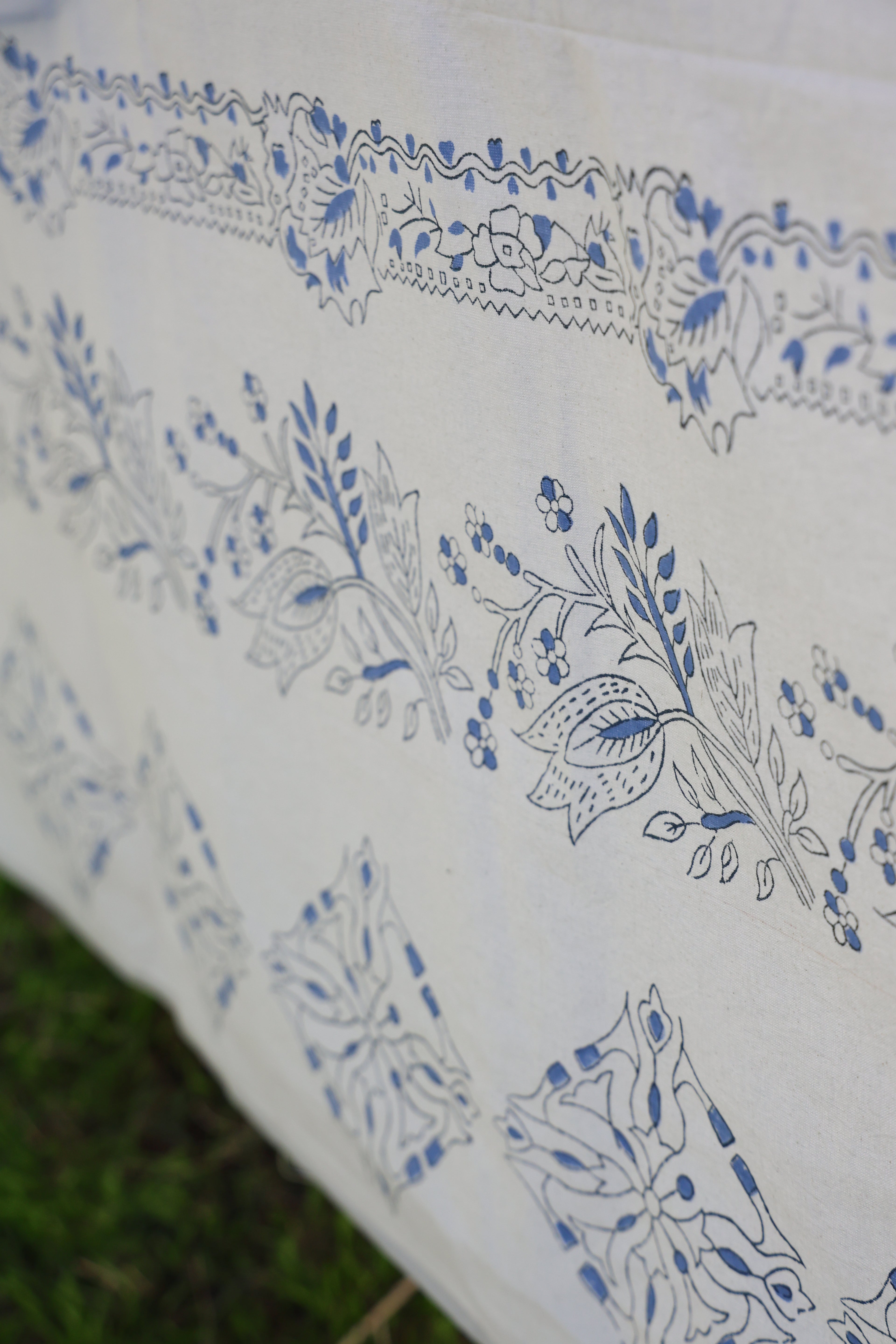 'Blue fish' tablecloth