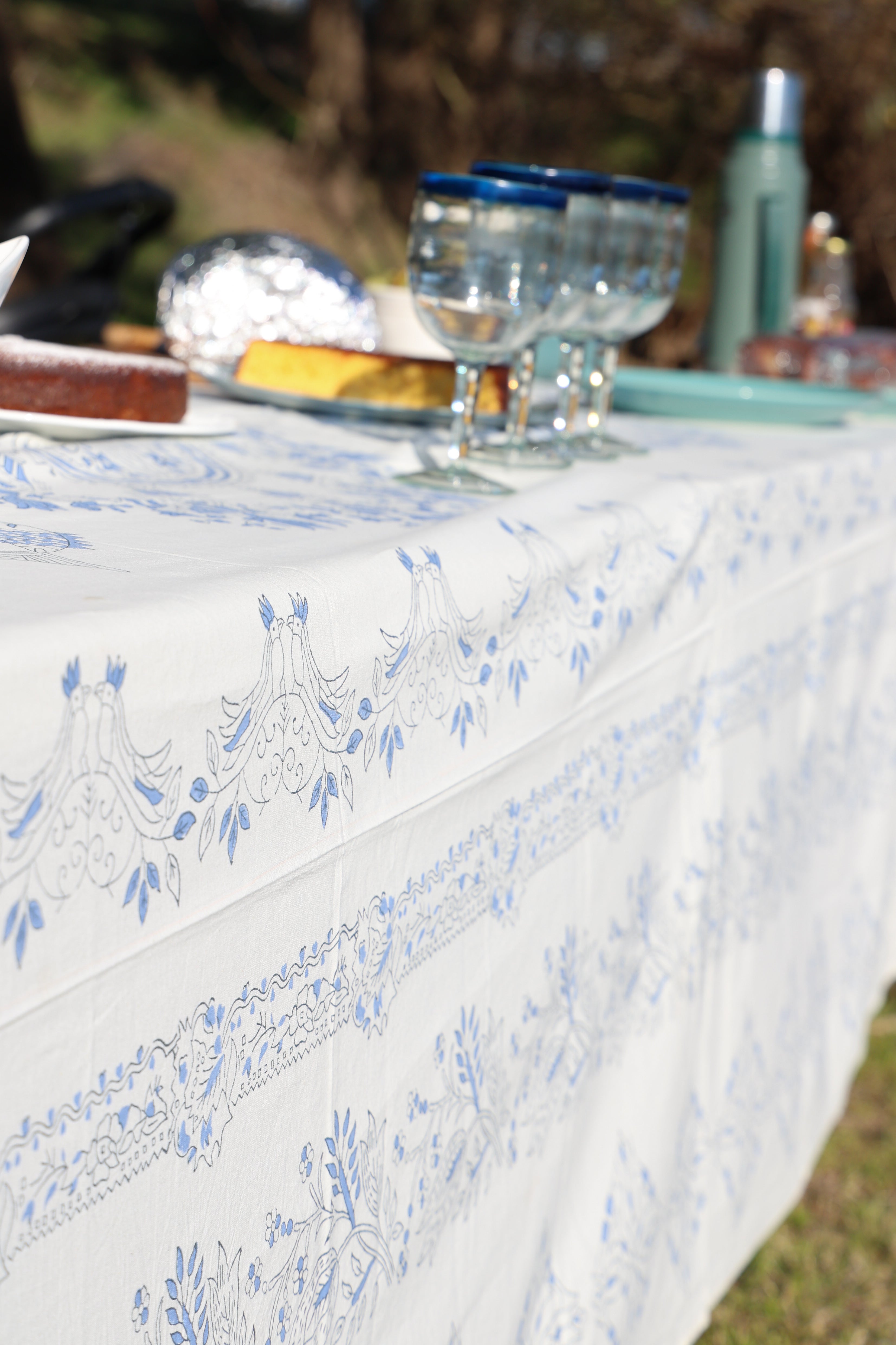 'Blue fish' tablecloth