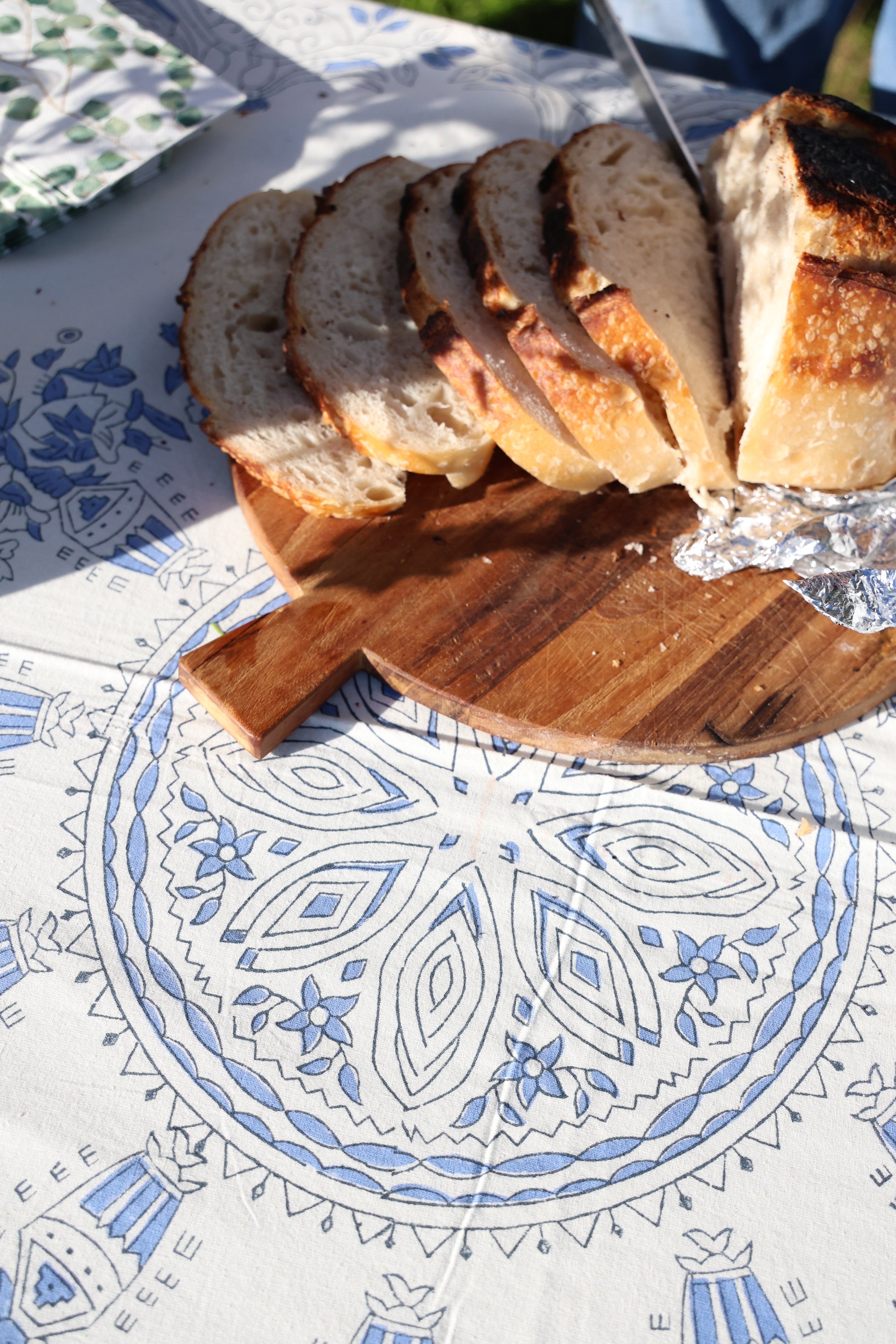 'Blue fish' tablecloth