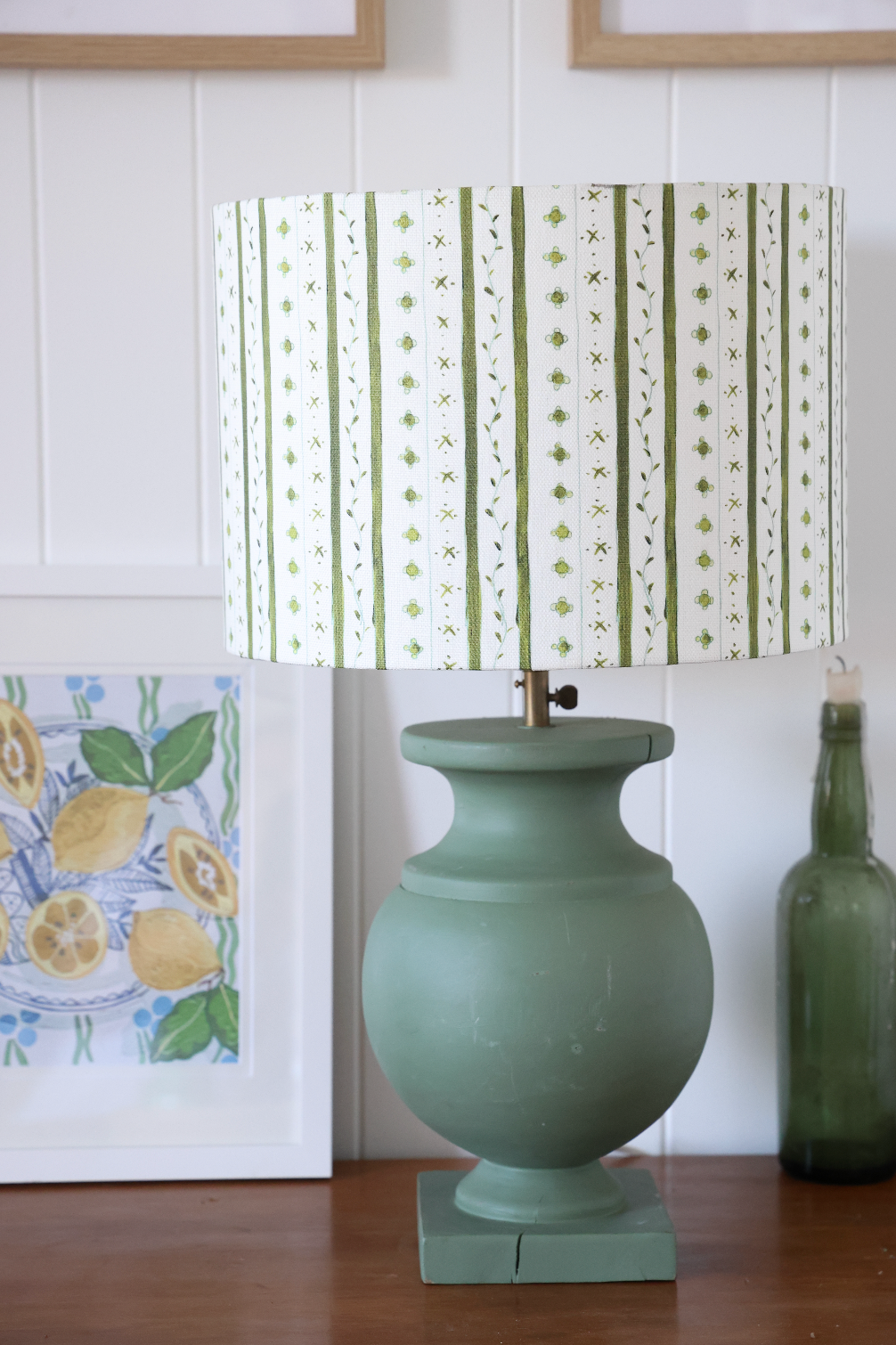 Ocre Designs 'Delft Green Stripe linen' short and wide drum