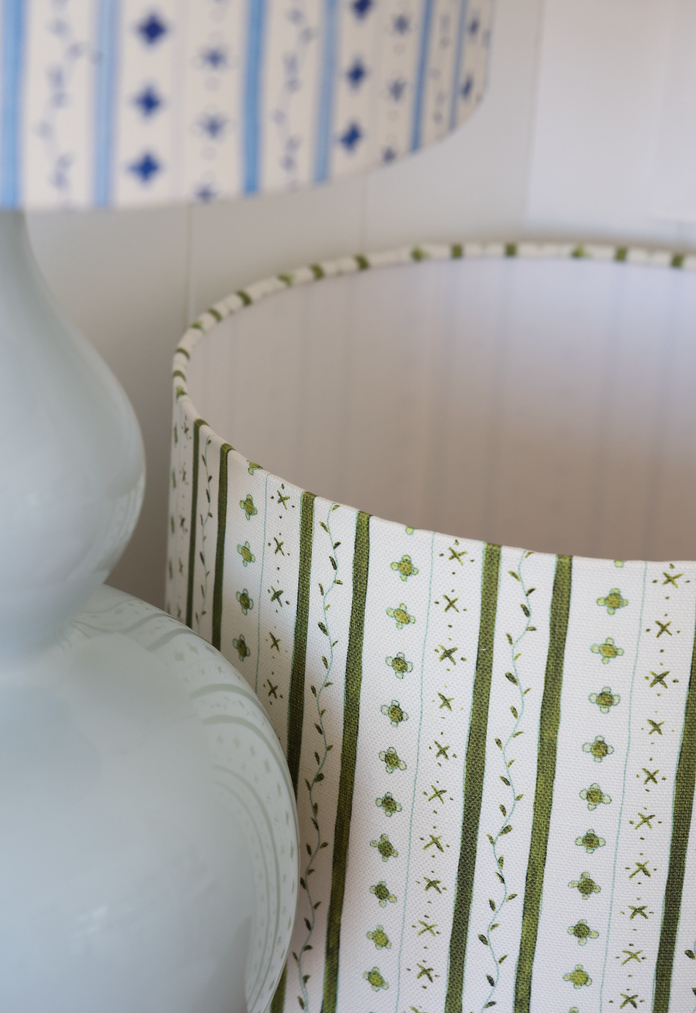 Ocre Designs 'Delft Green Stripe linen' short and wide drum